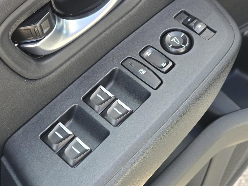 New 2025 Honda Pilot Touring image 30