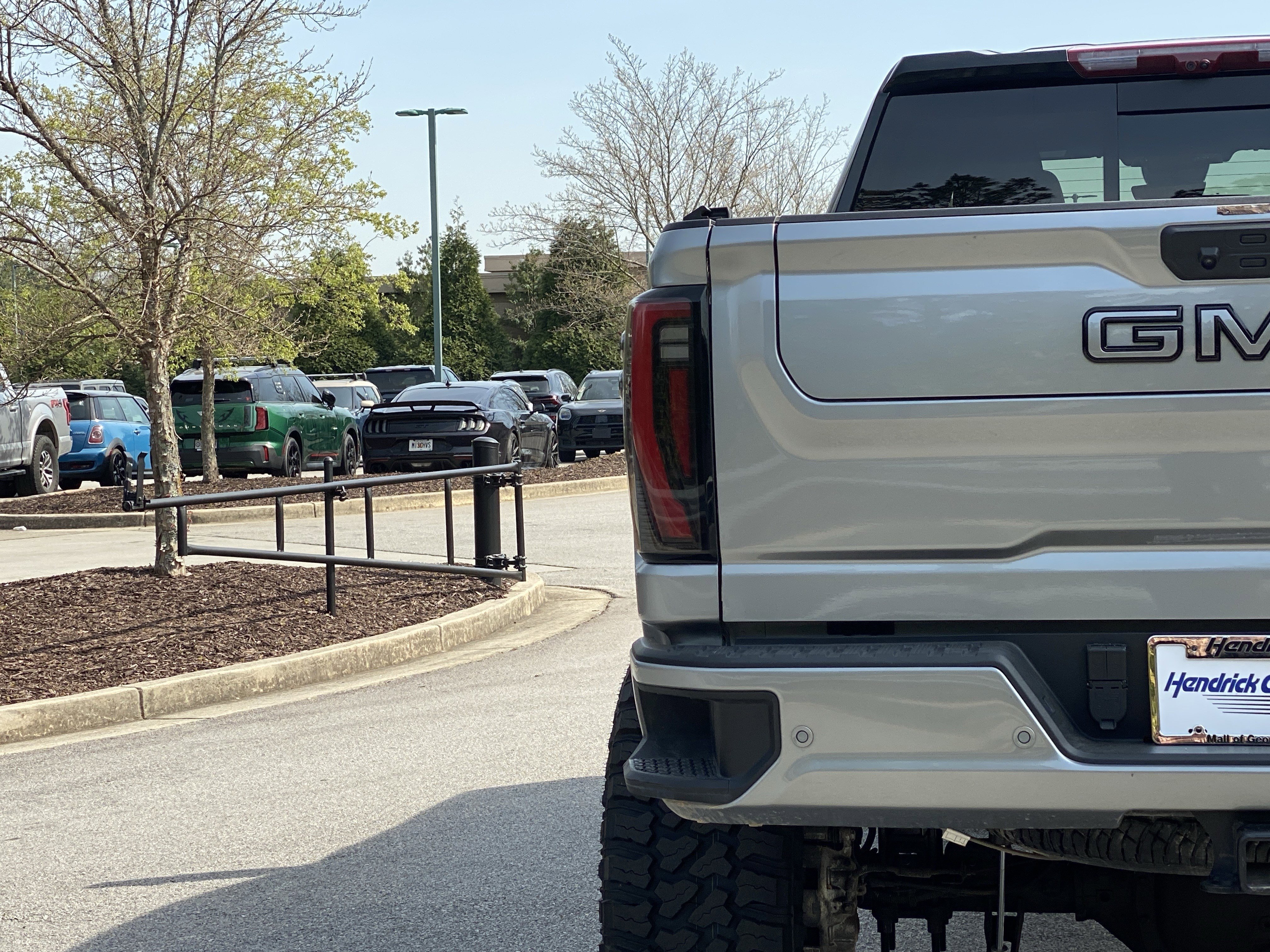 Used 2025 GMC Sierra 2500 AT4 w/ AT4 Premium Plus Package image 21
