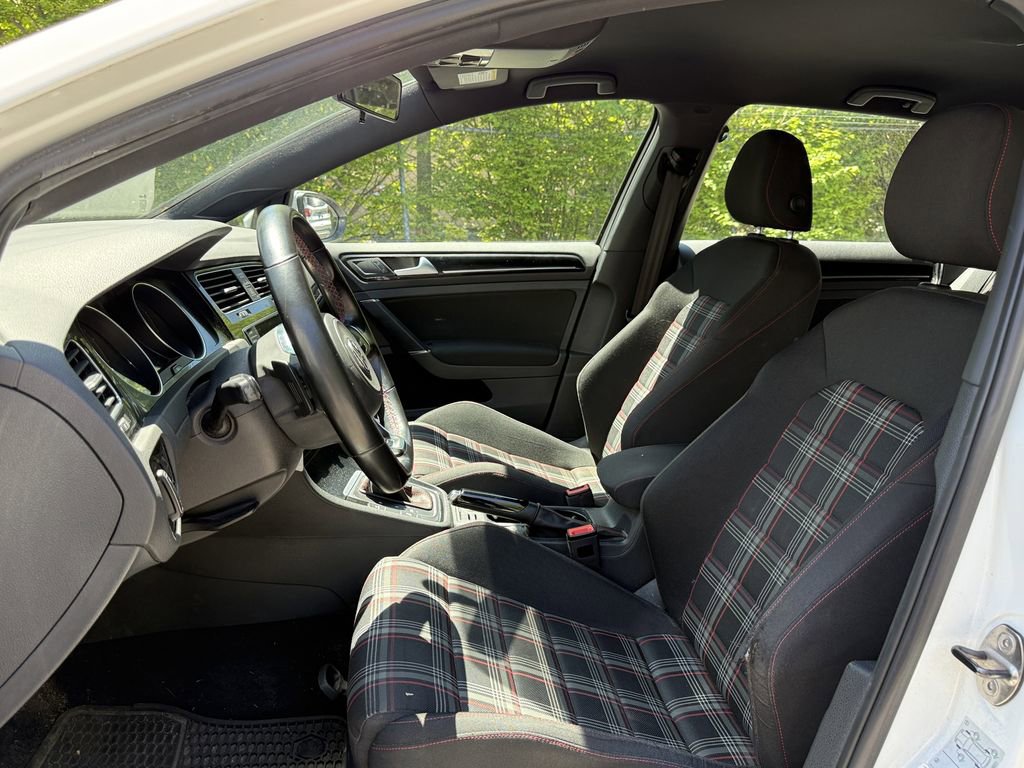 Used 2016 Volkswagen GTI S FWD image 6