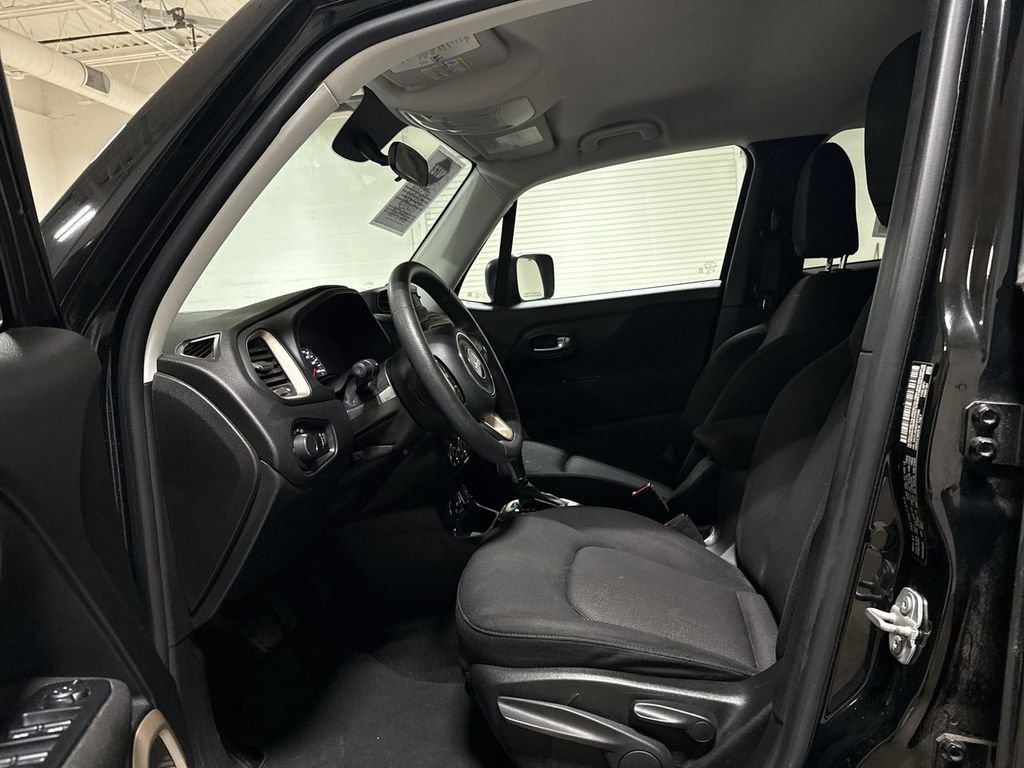 Used 2017 Jeep Renegade Sport w/ Power & Air Group AWD/4WD image 19