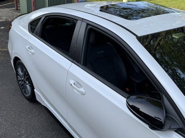 Used 2023 Kia Forte GT-Line w/ GT-Line Premium Package FWD image 6