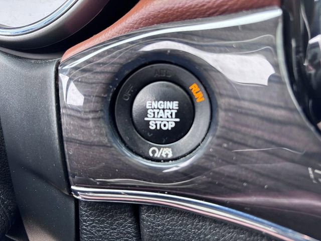 Used 2020 Jeep Grand Cherokee Overland image 20