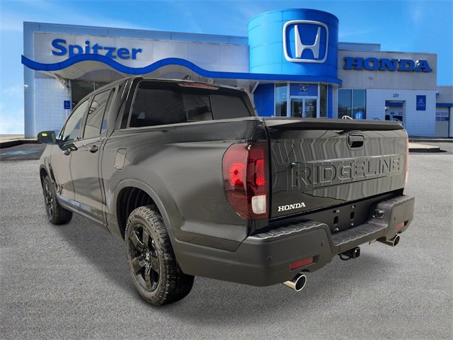 New 2025 Honda Ridgeline Black Edition image 3