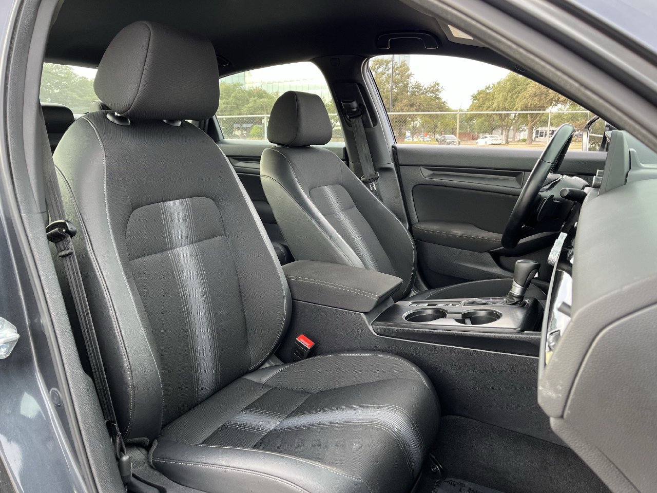 Used 2025 Honda Civic Sport image 24