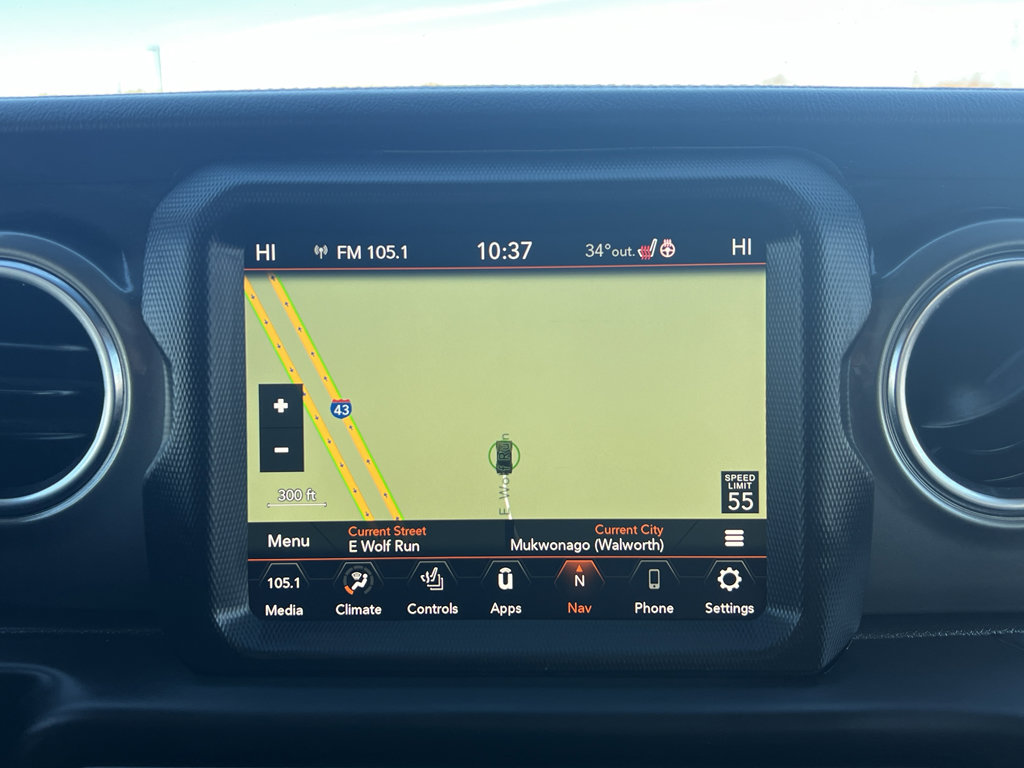 Used 2021 Jeep Wrangler Unlimited Sahara w/ Uconnect 4C Nav & Sound Group image 28