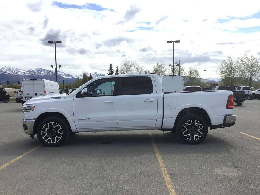 Certified 2025 RAM 1500 Laramie AWD/4WD image 1