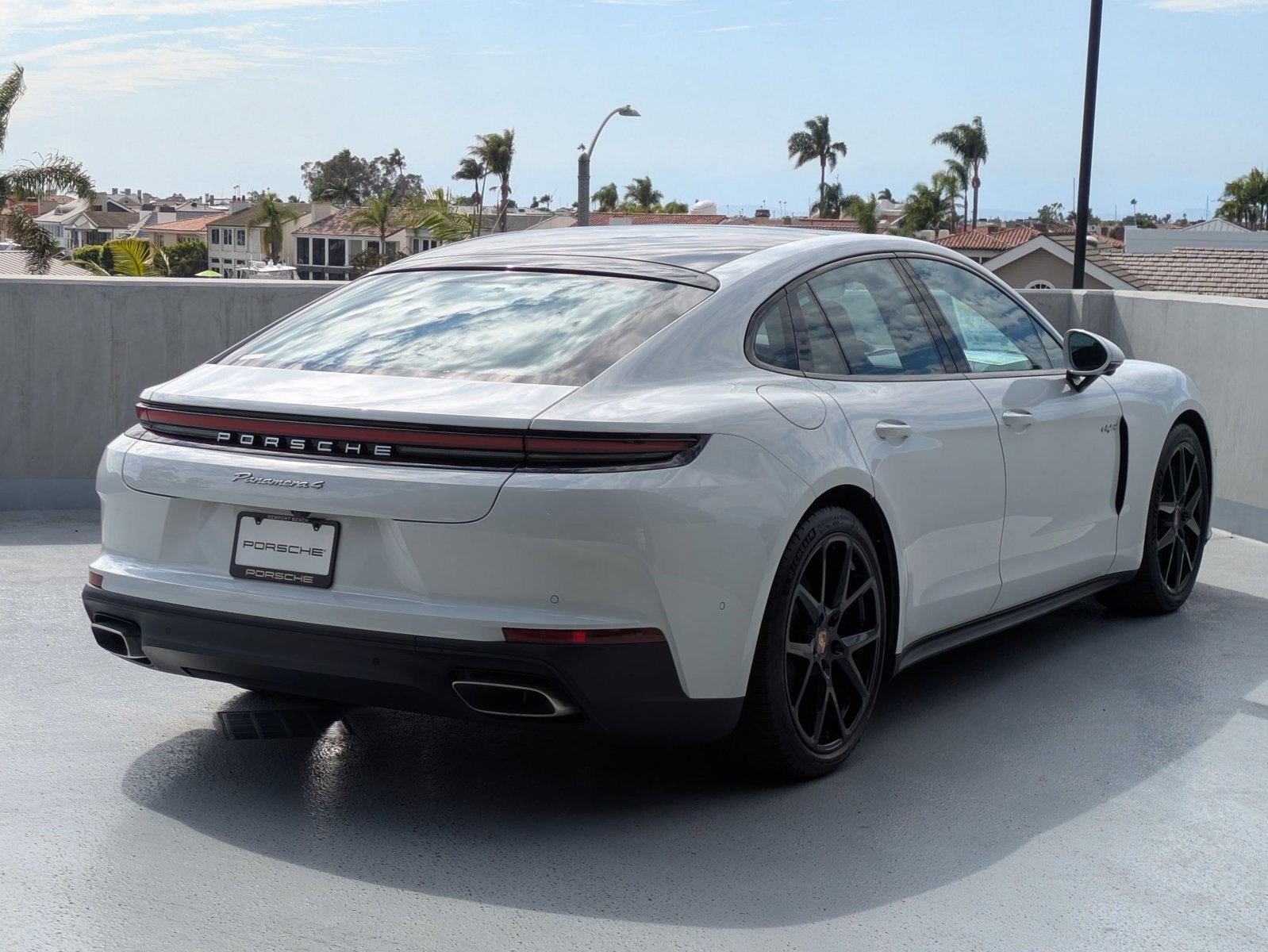 New 2025 Porsche Panamera 4 image 9