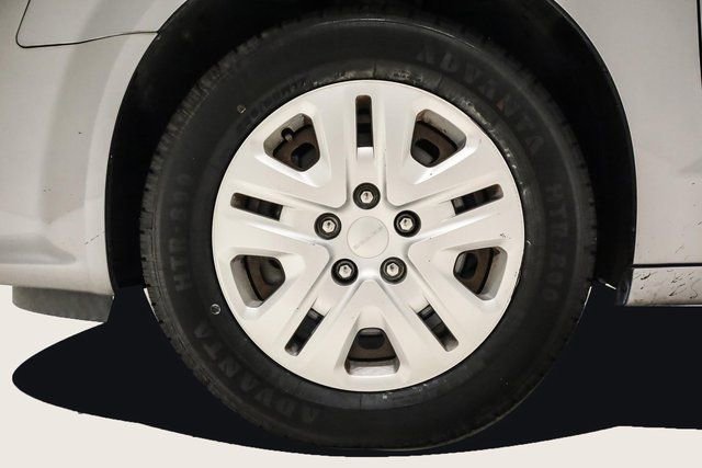 Used 2020 Dodge Grand Caravan SE image 9