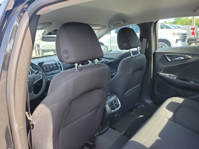 Certified 2025 Chevrolet Malibu LT FWD image 17