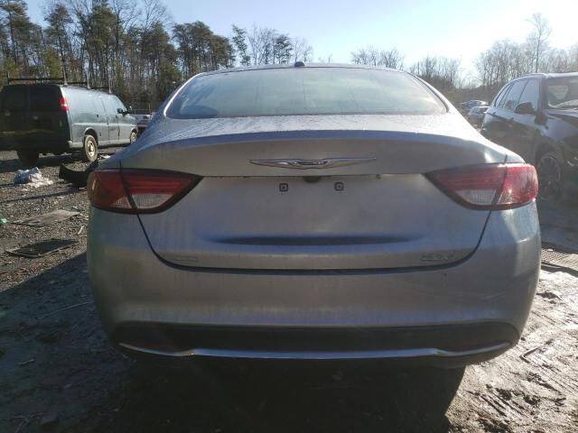 Used 2015 Chrysler 200 Limited w/ Convenience Group FWD image 5