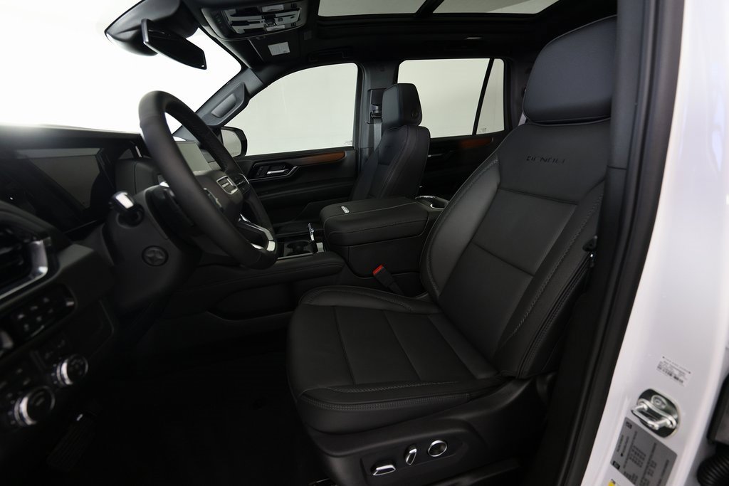 Used 2026 GMC Yukon Denali w/ Sun & Power Step Package image 20