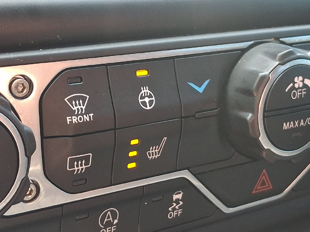 Used 2022 Jeep Wrangler Unlimited Sport AWD/4WD image 26