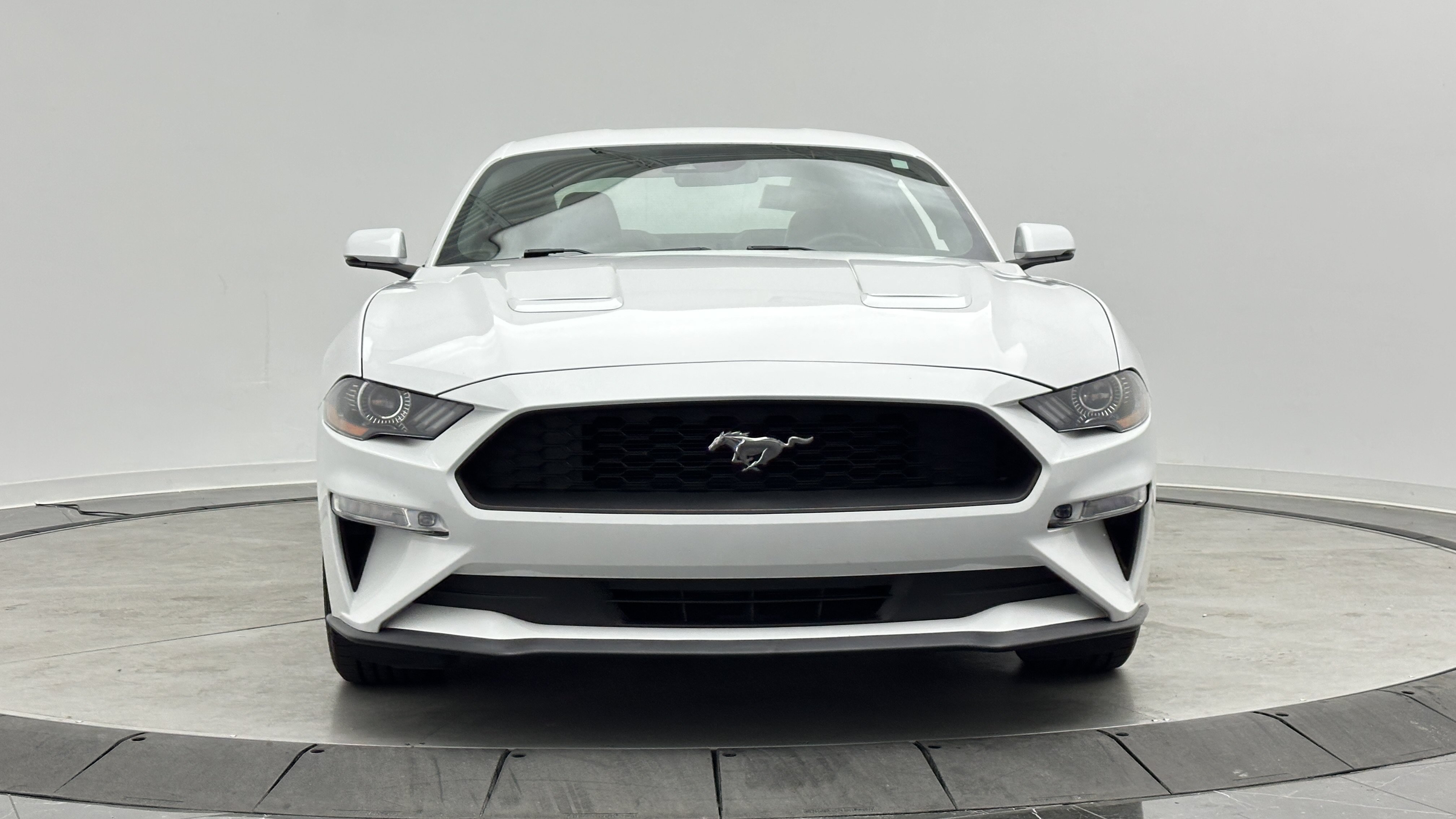 Used 2020 Ford Mustang Premium w/ Equipment Group 201A RWD image 2