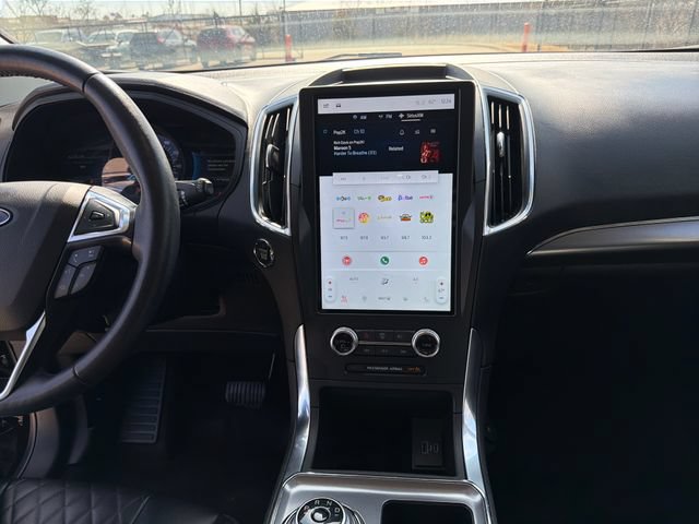 Used 2024 Ford Edge Titanium AWD/4WD image 20