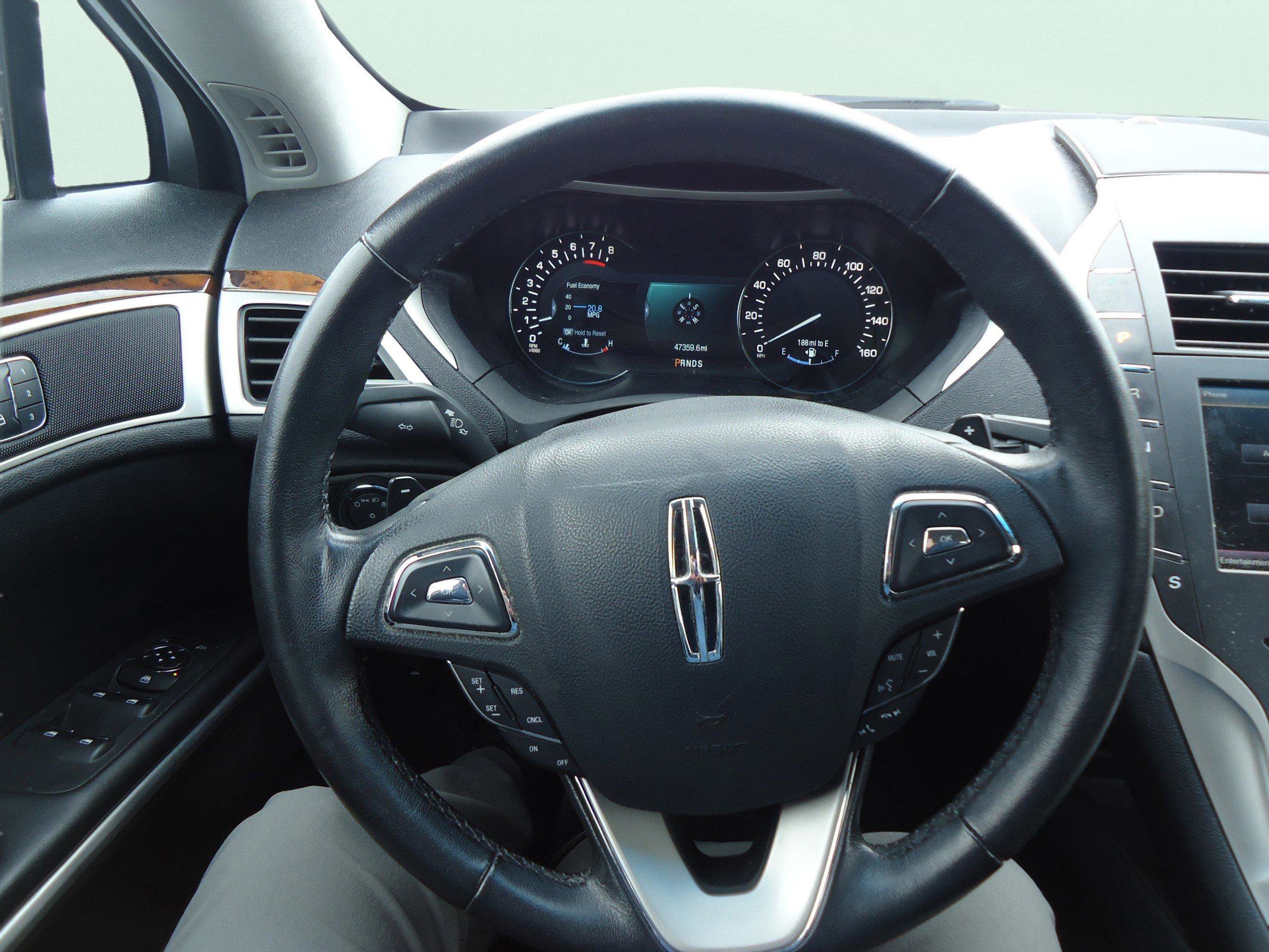 Used 2016 Lincoln MKZ AWD image 12