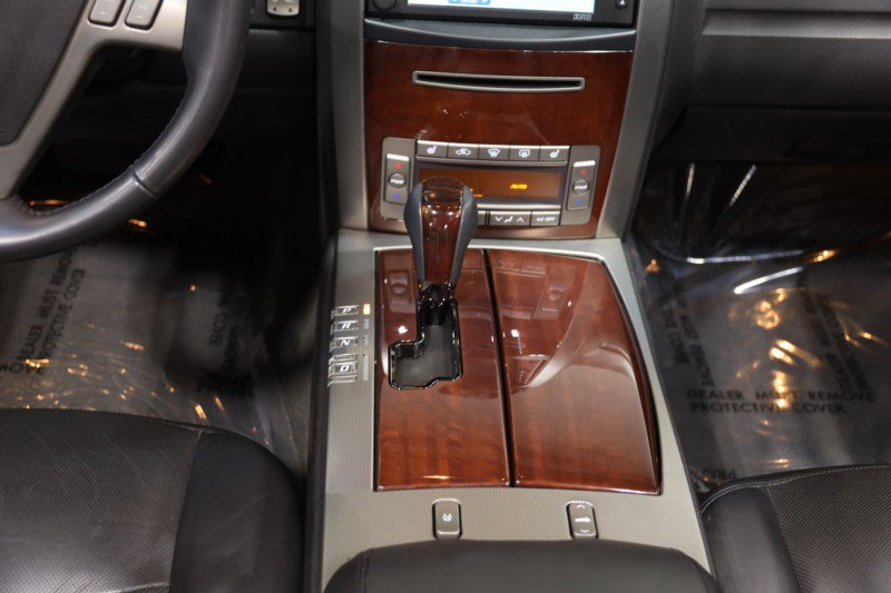 Used 2007 Cadillac XLR RWD image 57