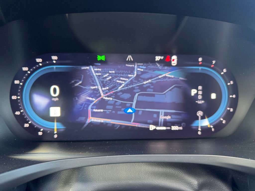 Certified 2025 Volvo V60 B5 Cross Country Plus image 19