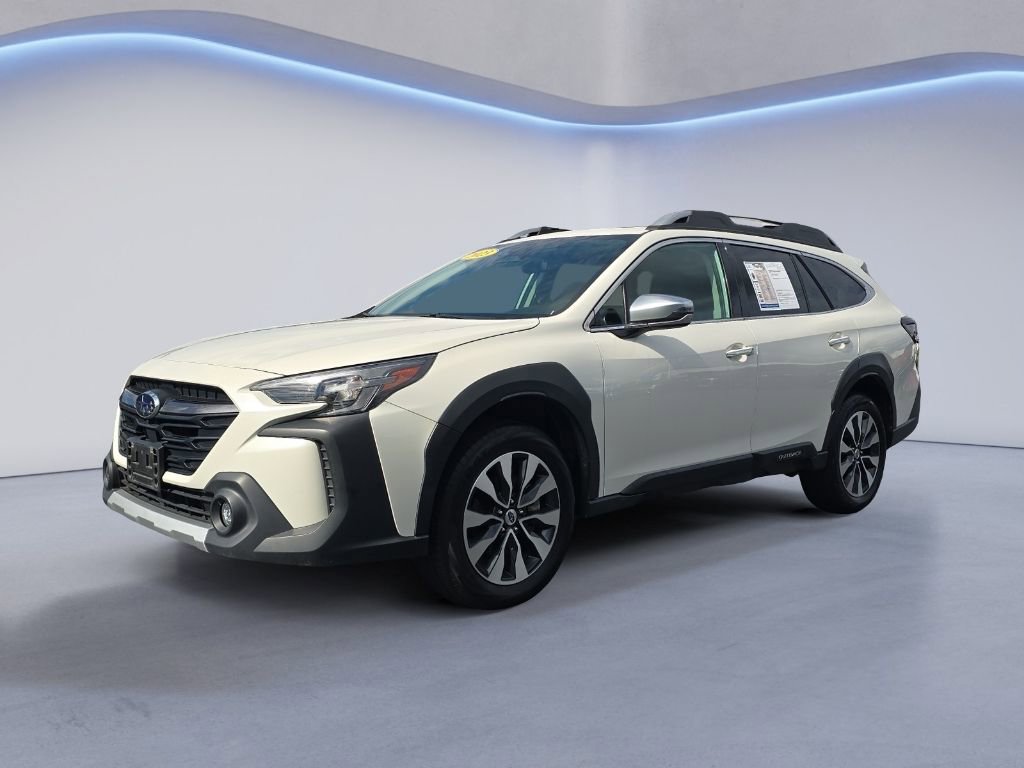 Used 2023 Subaru Outback Touring image 2