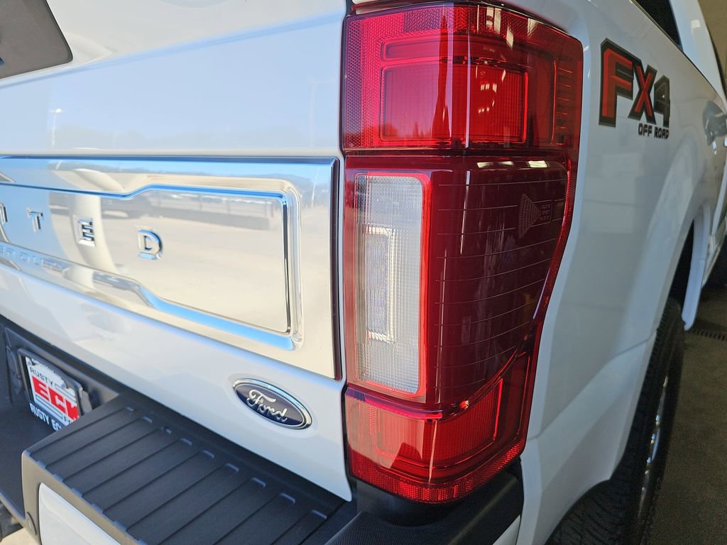 Used 2022 Ford F250 Limited w/ FX4 Off-Road Package image 34