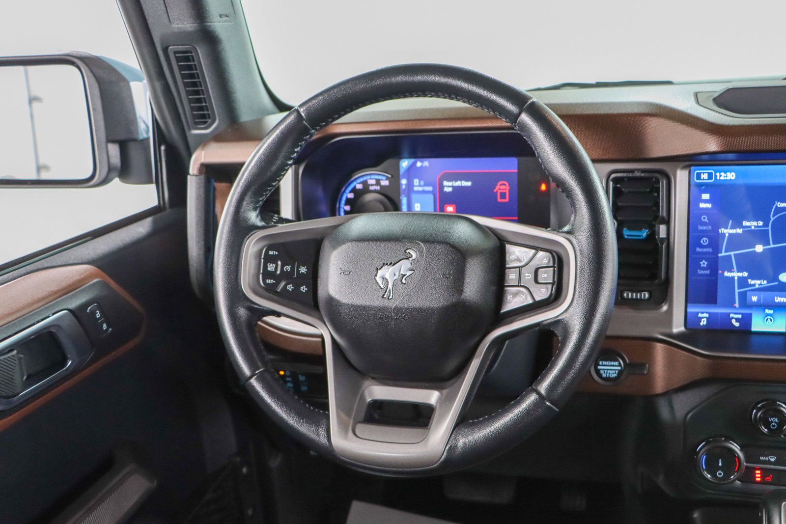 Used 2022 Ford Bronco Outer Banks image 13