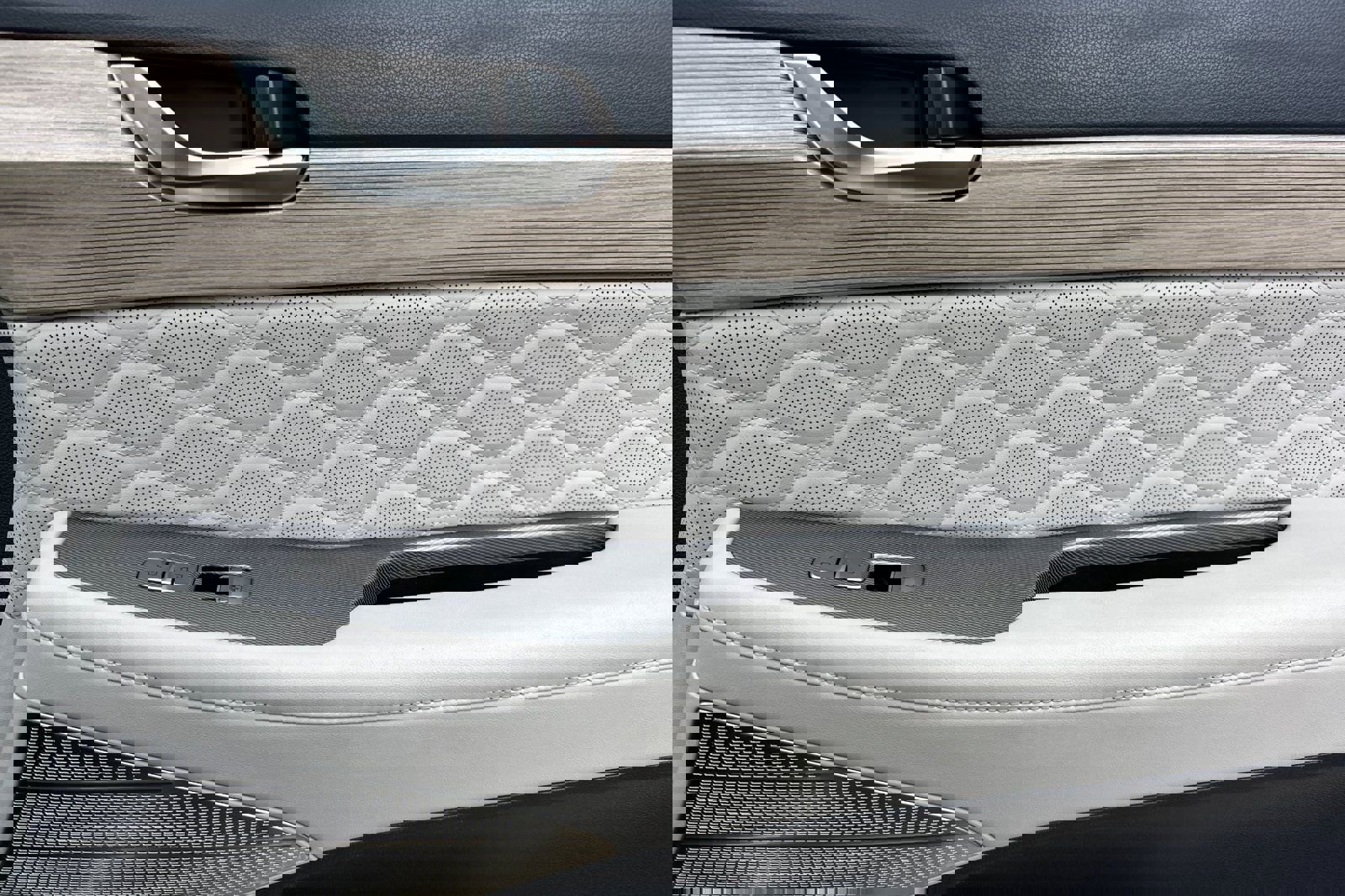 Used 2022 Hyundai Palisade Calligraphy w/ Cargo Package image 21