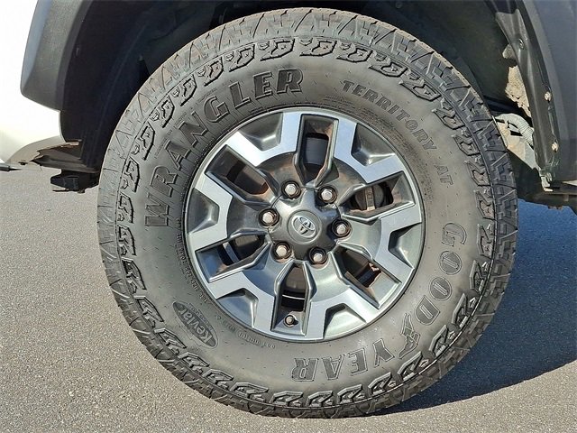 Used 2019 Toyota Tacoma TRD Off-Road image 8