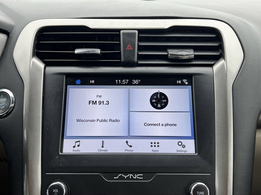 Used 2019 Ford Fusion SEL image 23