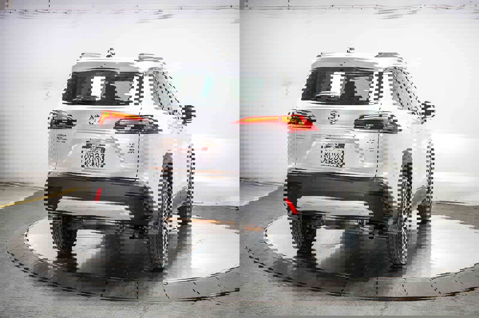 Certified 2025 Toyota Corolla Cross XLE w/ Convenience Package AWD/4WD image 7