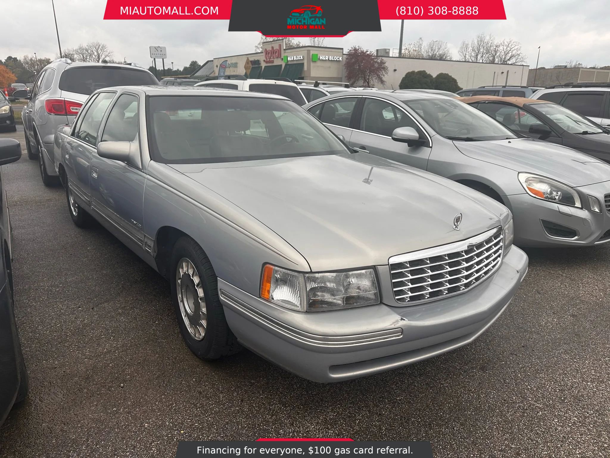Used 1997 Cadillac De Ville Sedan w/ Comfort/Convenience Pkg image 4
