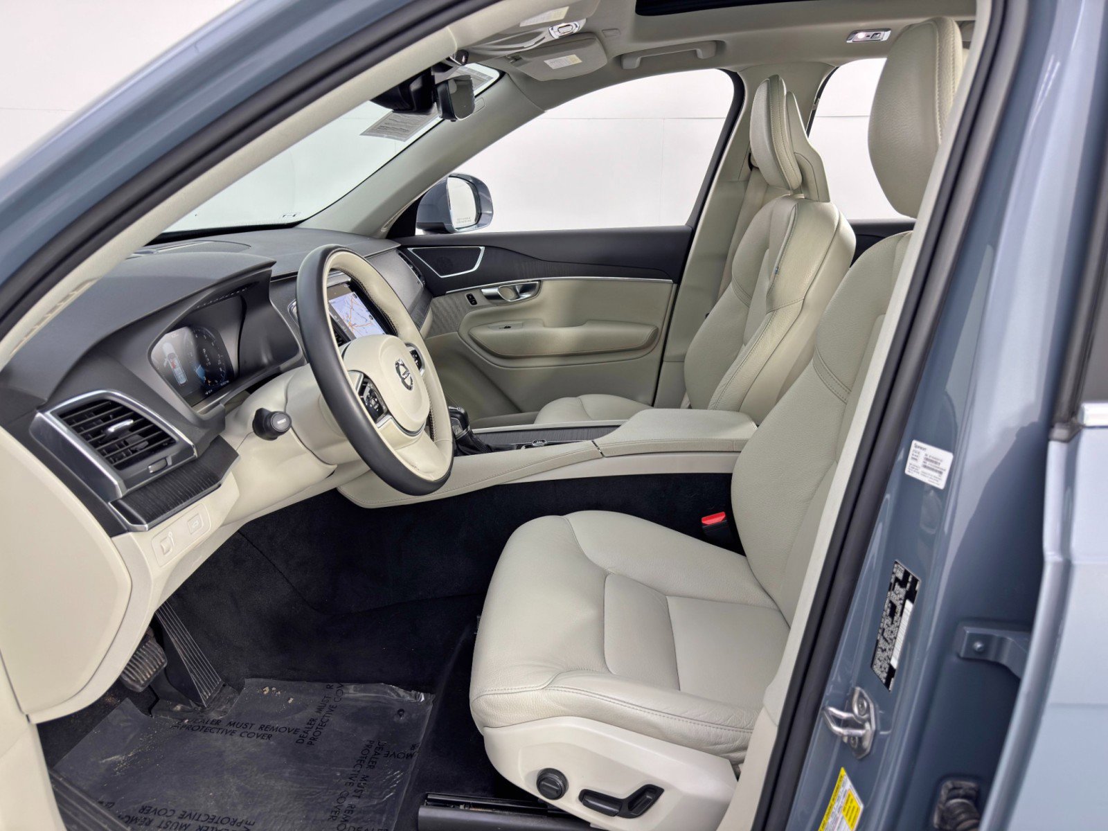 Used 2020 Volvo XC90 T6 Momentum image 16