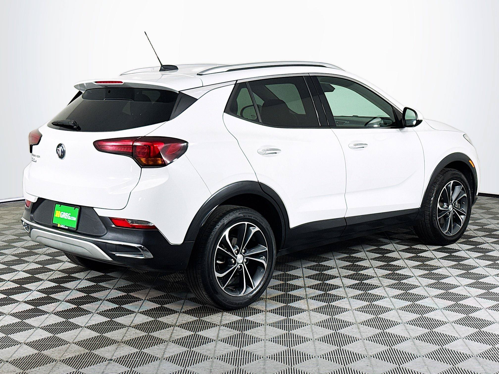 Used 2022 Buick Encore GX Essence FWD image 10