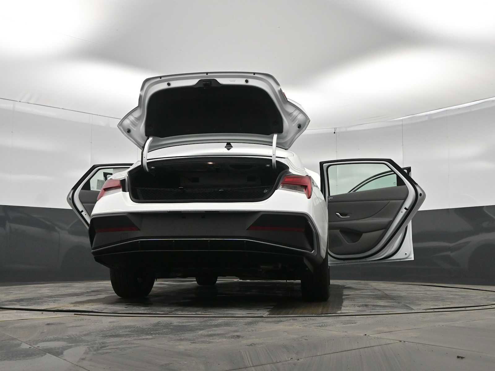 New 2026 Hyundai Elantra Sport image 45