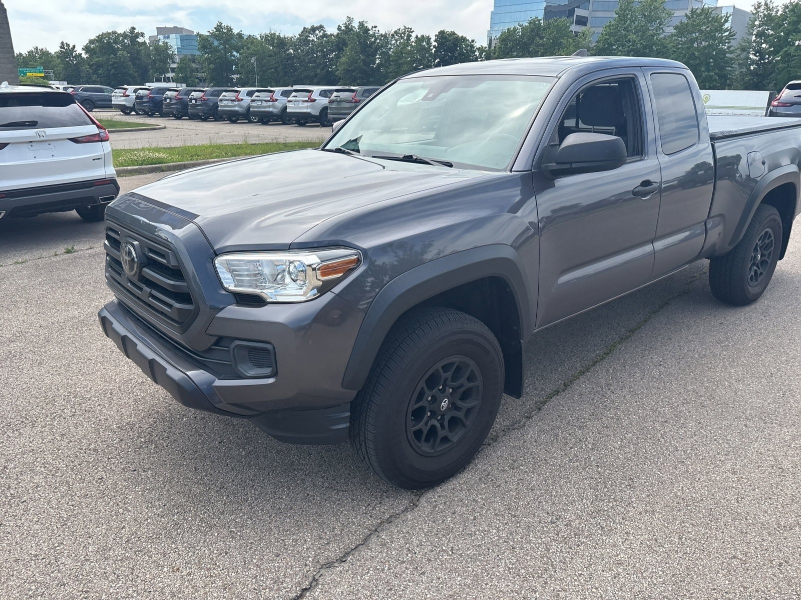 Used 2019 Toyota Tacoma SR w/ SX Package RWD image 13