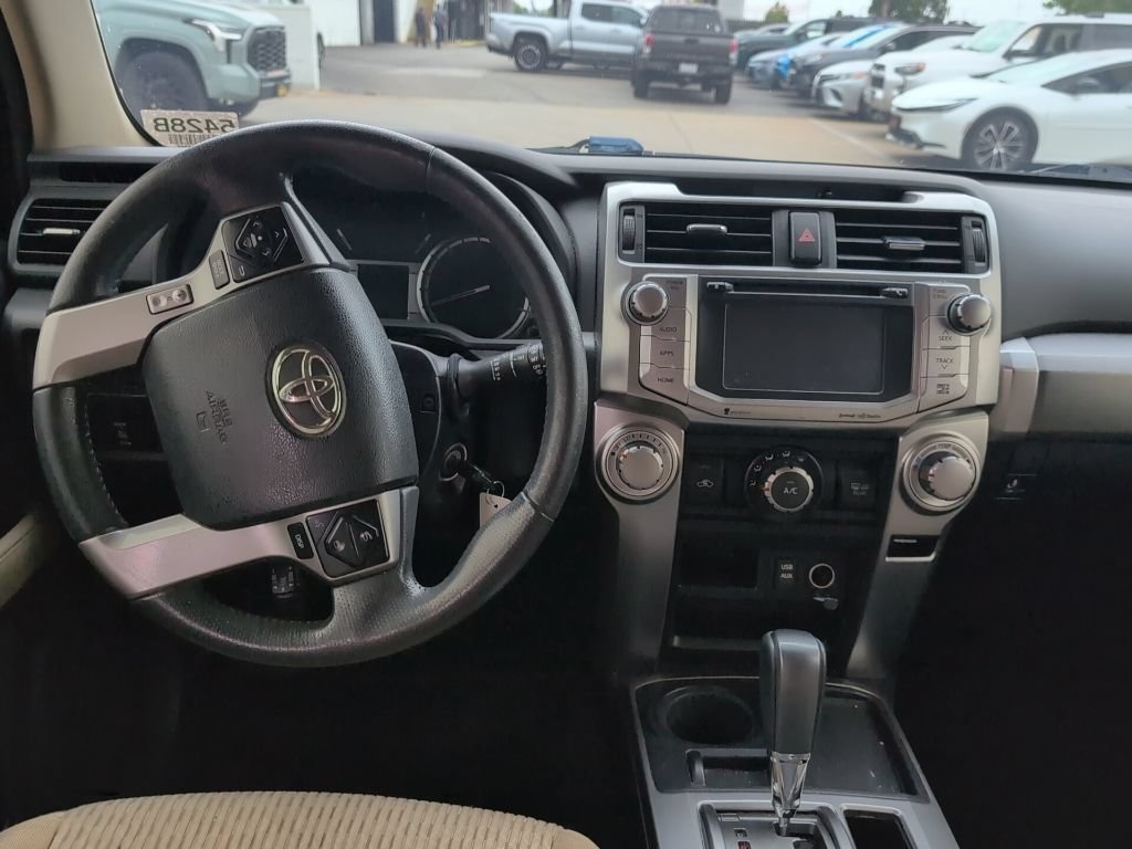 Used 2017 Toyota 4Runner SR5 RWD image 8