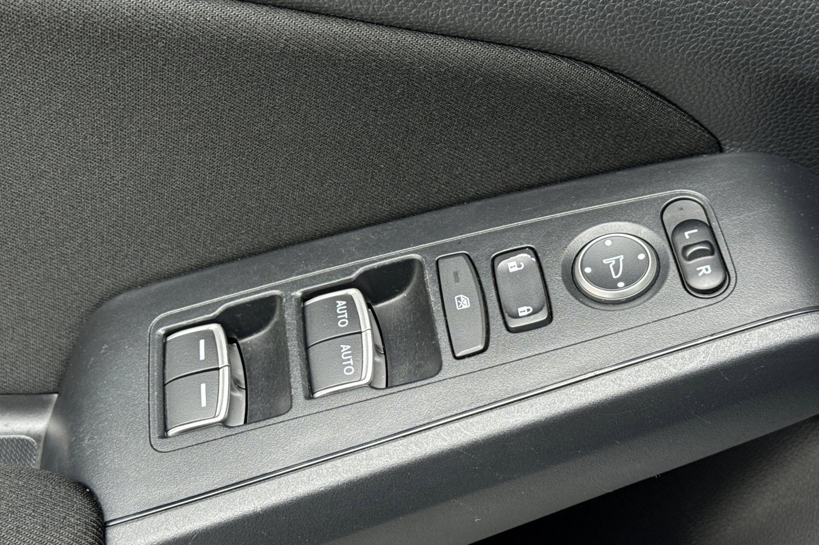 Used 2023 Honda Civic Sport image 12