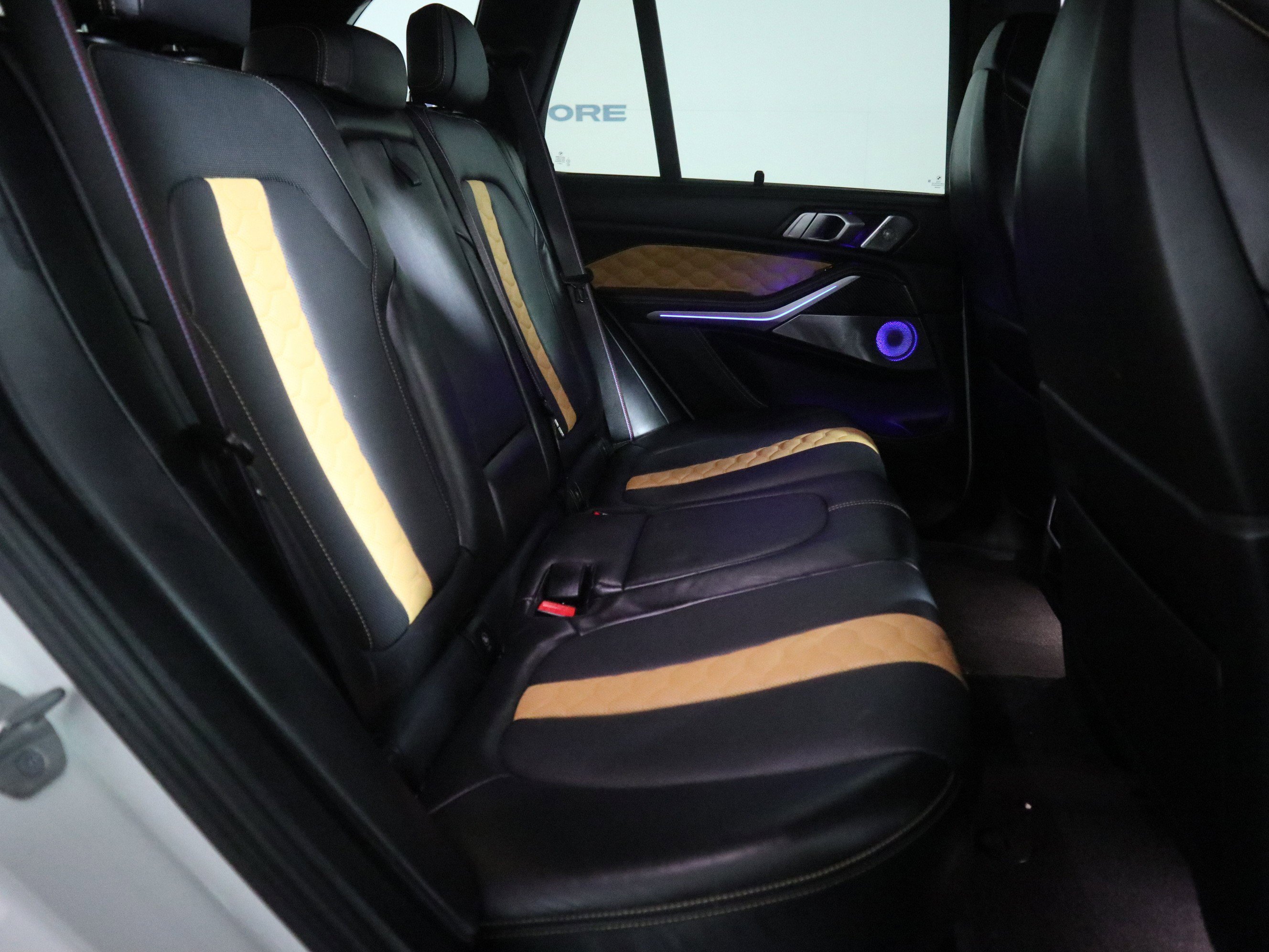 Used 2022 BMW X5 M w/ Competition Package 2 image 21