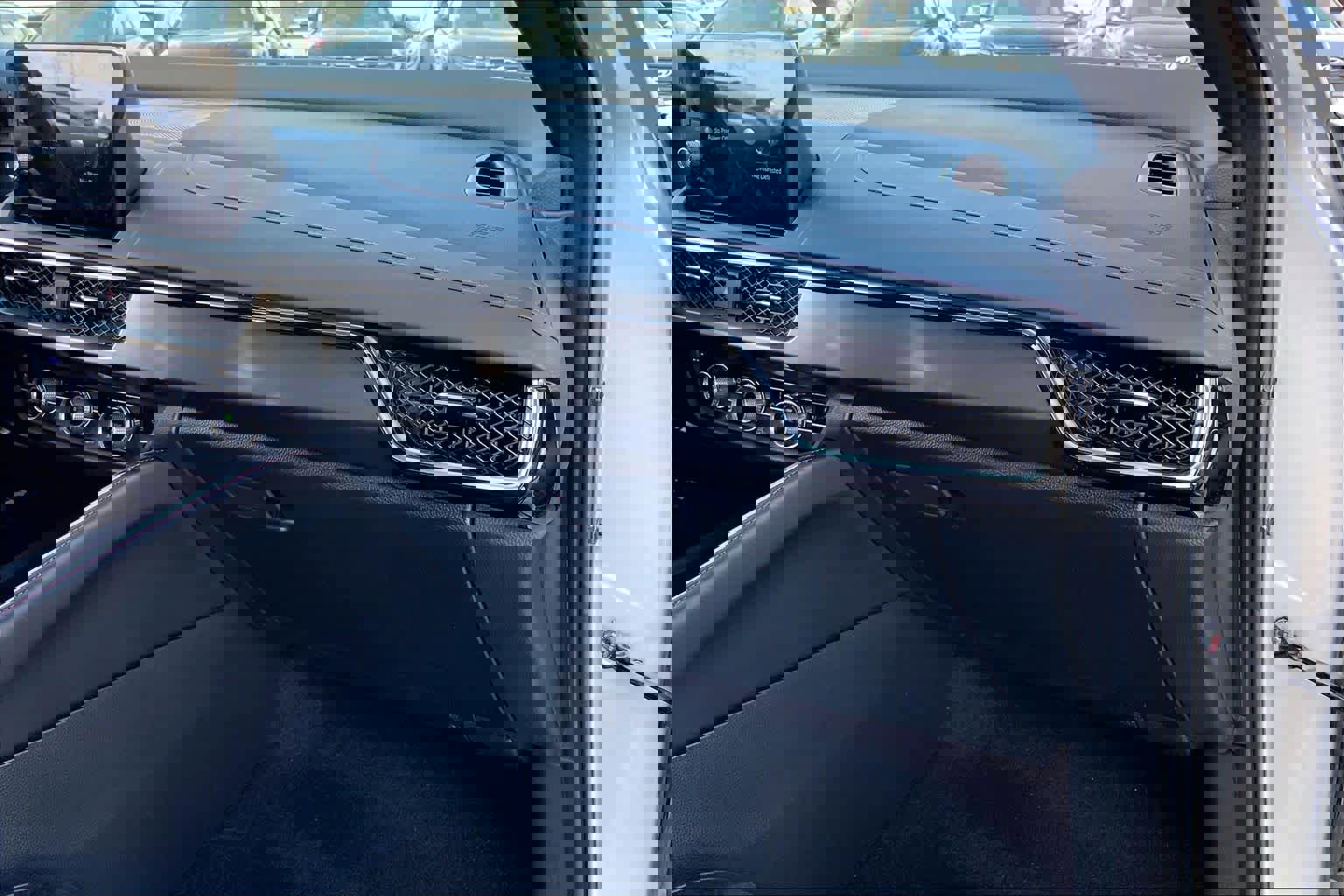 Certified 2025 Acura ADX A-Spec image 18