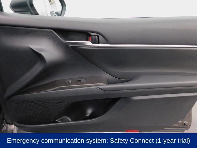 Used 2024 Toyota Camry SE image 32
