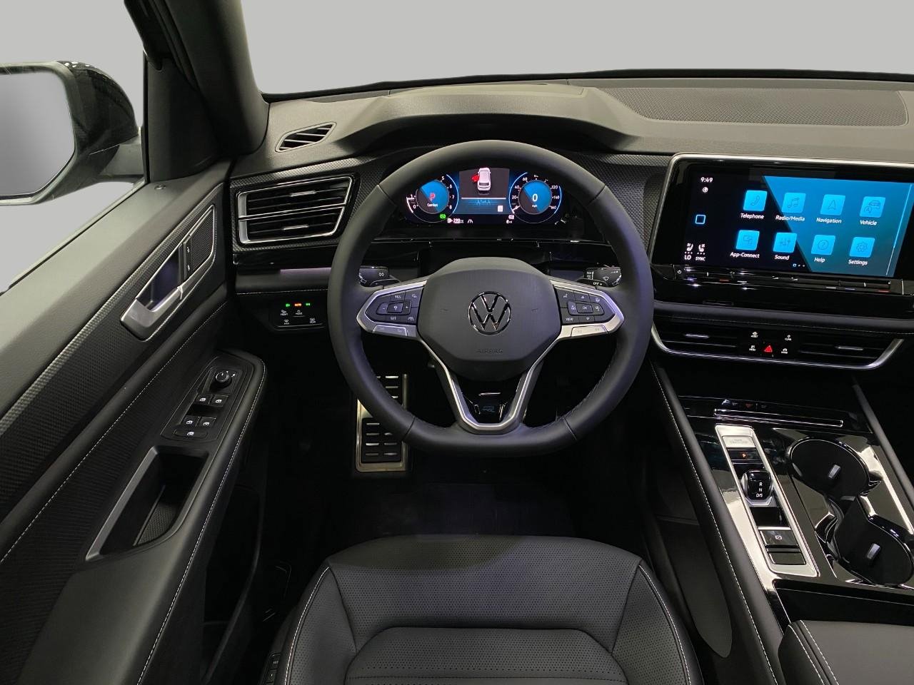 New 2026 Volkswagen Atlas Cross Sport SEL R-Line image 14