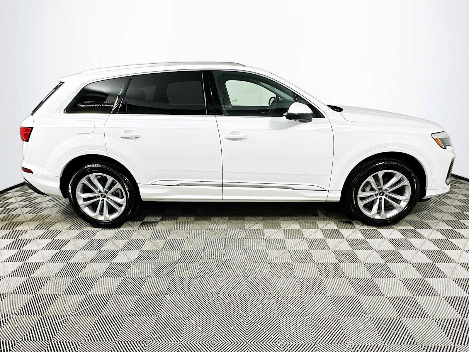 New 2026 Audi Q7 2.0T Premium Plus image 8