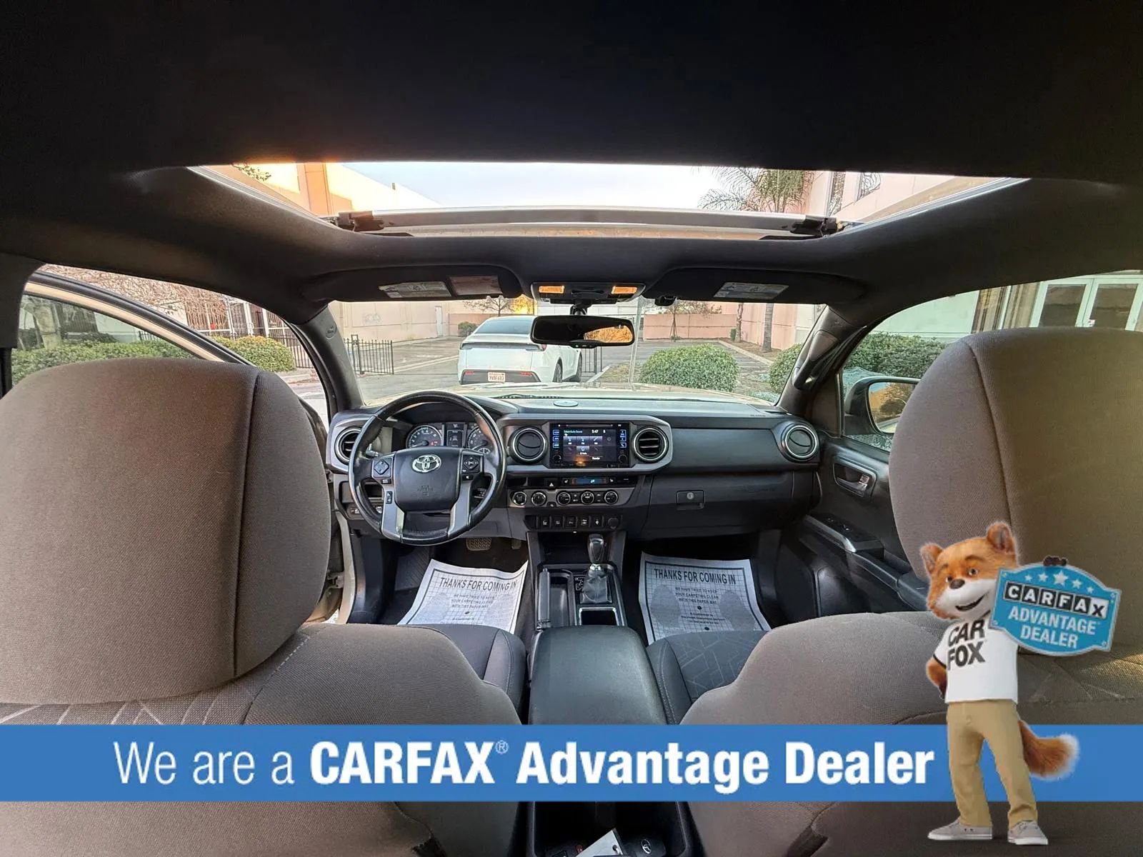 Used 2017 Toyota Tacoma TRD Off-Road w/ Premium & Technology Package image 39