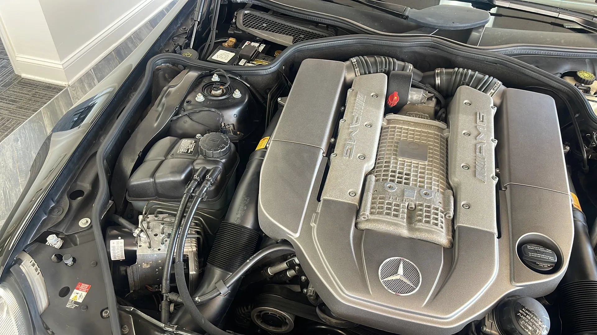 Used 2005 Mercedes-Benz SL 55 AMG image 31