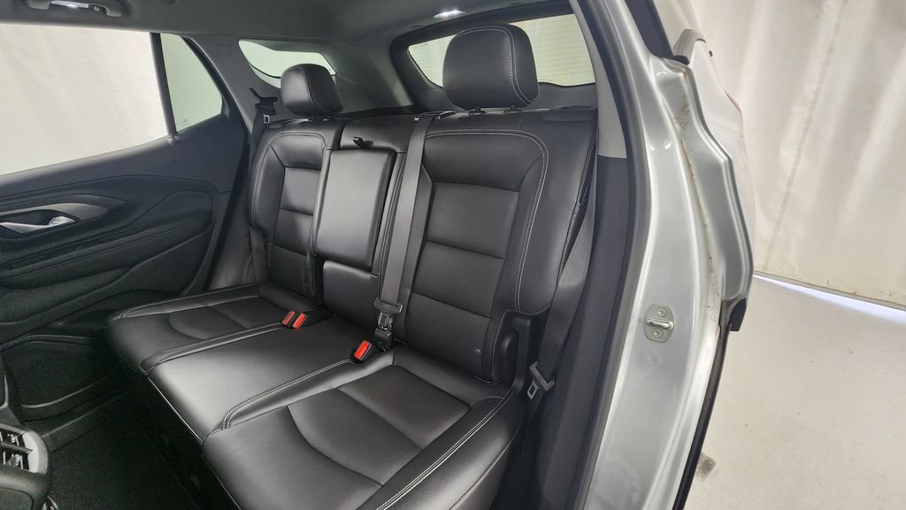 Used 2022 GMC Terrain SLT w/ LPO, Roadside Safety Package AWD/4WD image 12