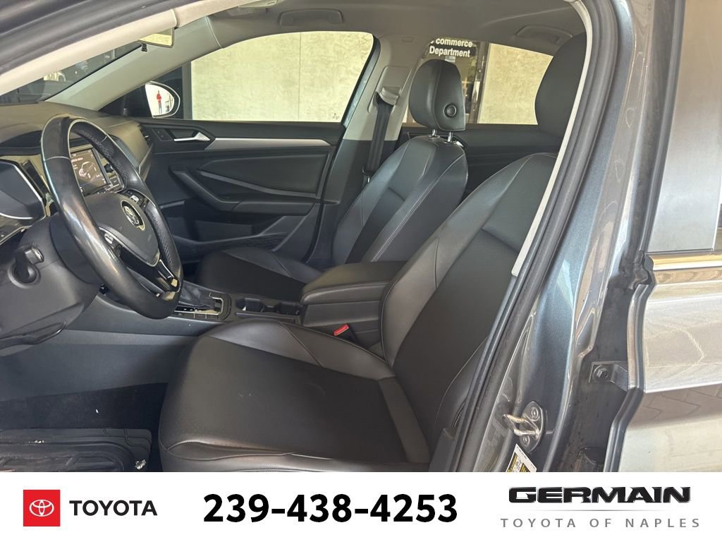 Used 2019 Volkswagen Jetta R-Line image 12