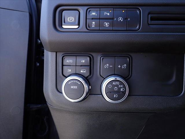 Used 2023 GMC Yukon XL SLT w/ SLT Luxury Package AWD/4WD image 19