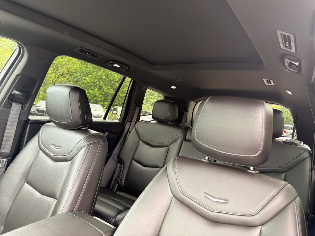 Certified 2024 Cadillac XT6 Luxury w/ LPO, Floor Liner Package AWD/4WD image 2