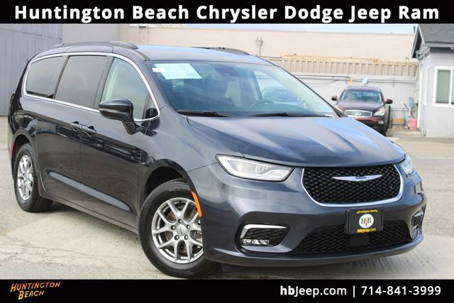 Used 2021 Chrysler Pacifica Touring