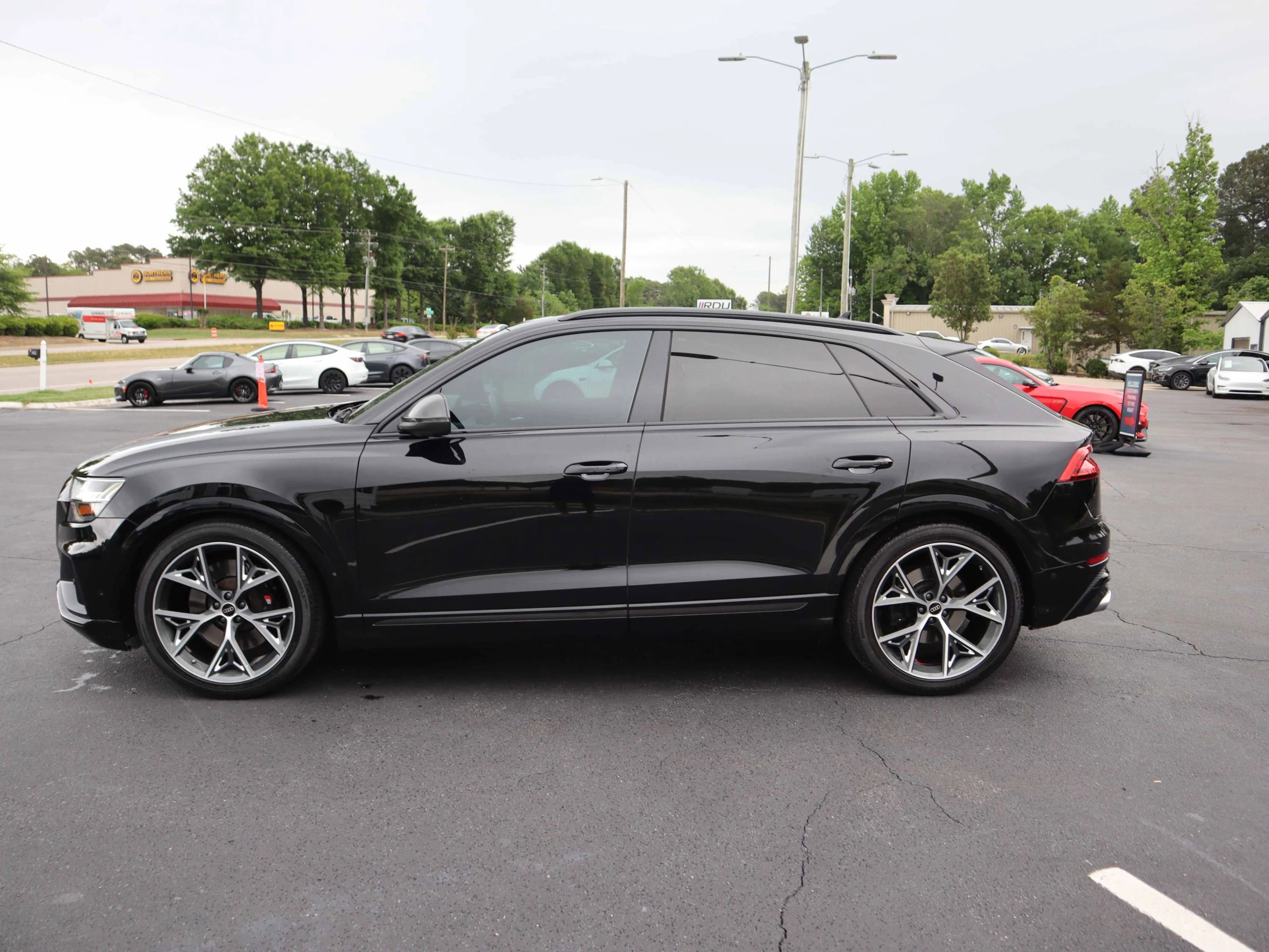 Used 2023 Audi SQ8 Prestige AWD/4WD image 8