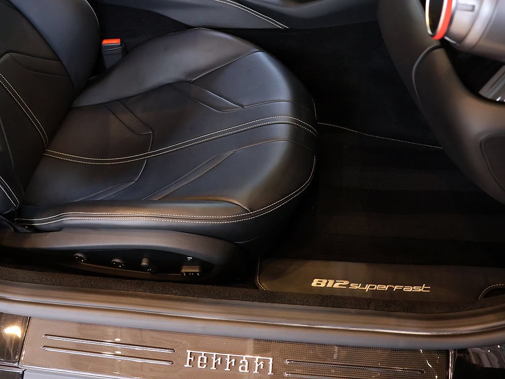 Certified 2020 Ferrari 812 Superfast RWD image 14