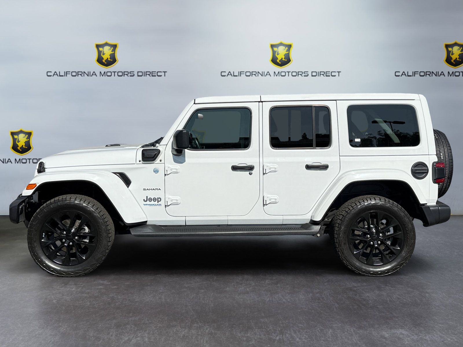 Used 2021 Jeep Wrangler Unlimited Sahara w/ Cold Weather Group image 2